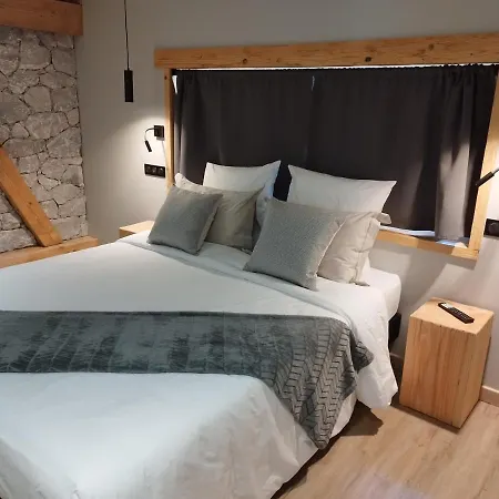 O Sources Gite & Spa - Gite De Montagne, Piscine, Jacuzzi Дом отдыха Жерарме